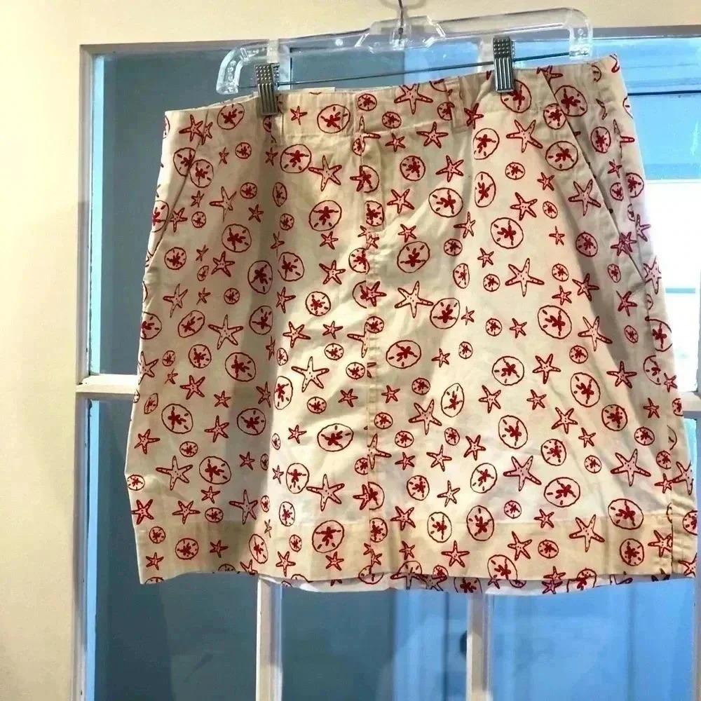 Nantucket Brand red/white nautical themed skirt with side pockets. Size 12